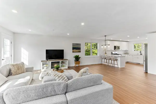 44 Dean St. #204, Taunton, MA 02780