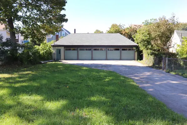 153 Chancery St, New Bedford, MA 02740