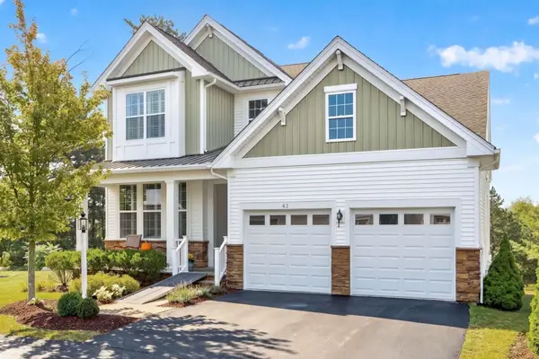 41 Briarwood, Plymouth, MA 02360