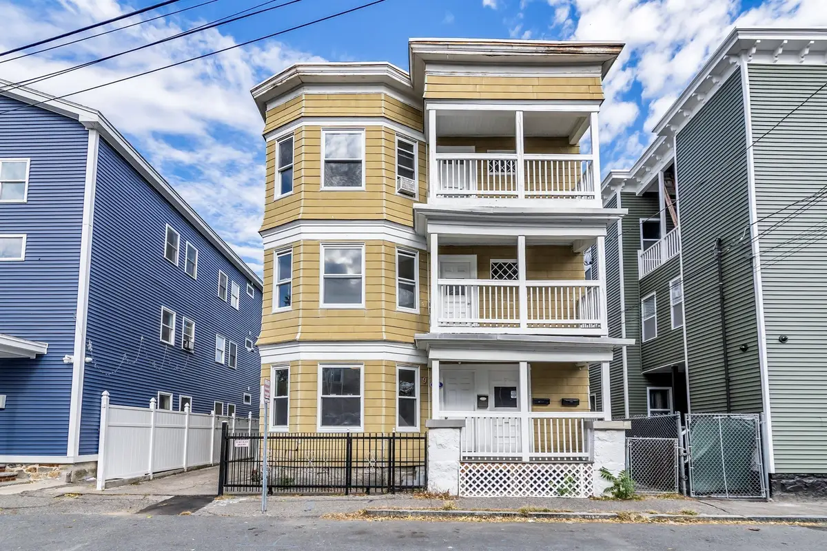 7-9 Champlain Ave, Lawrence, MA 01841 - #1