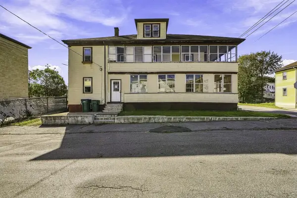 57 Chester St, Fitchburg, MA 01420