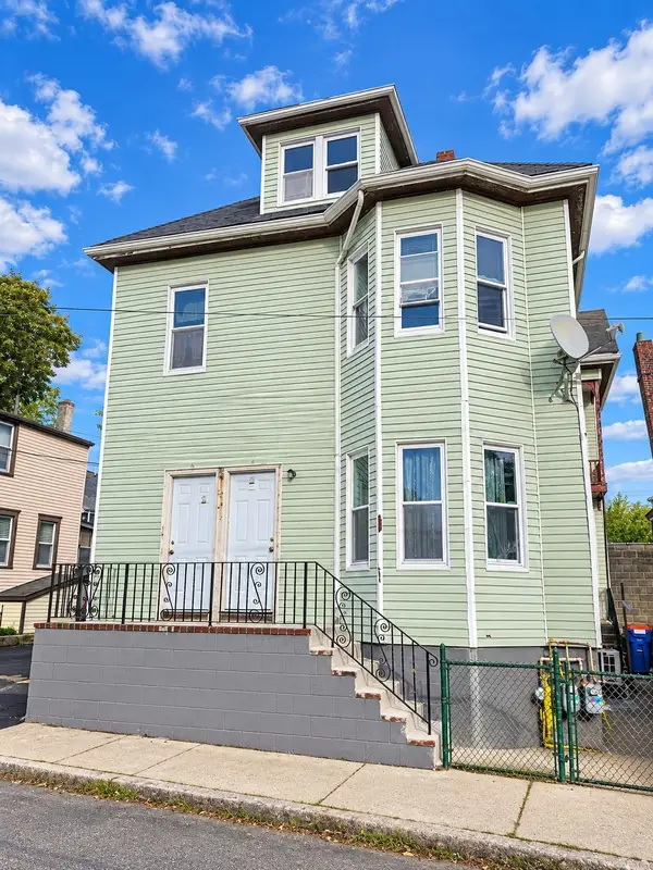 4-6 Briggs Ct, New Bedford, MA 02740