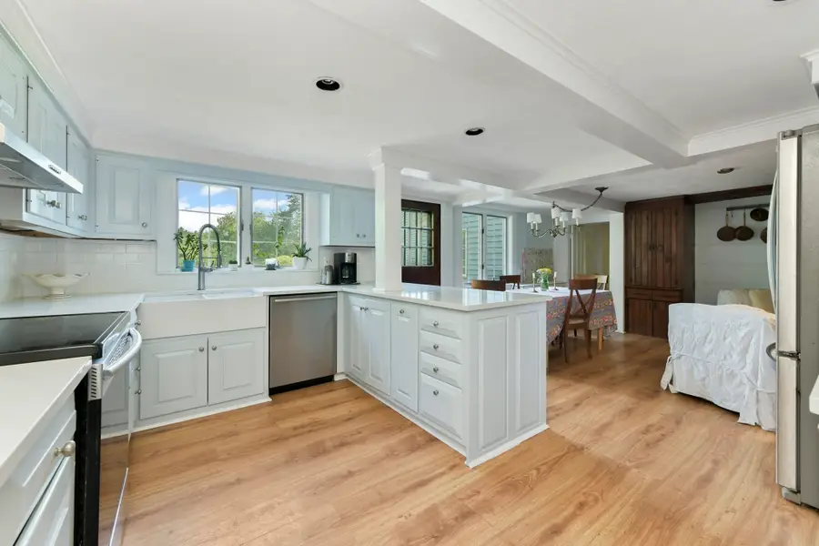 10 Reiling Pond Rd, Lincoln, MA 01773 - #3