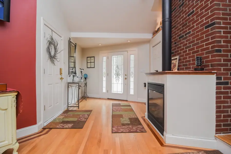 39 Walnut Street, Saugus, MA 01906 - #3