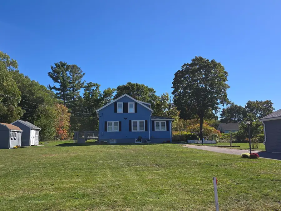 5 Hoffman St, Taunton, MA 02780 - #2