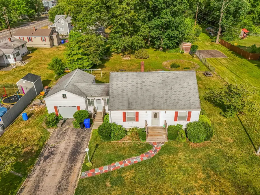 14 Highland Ave, Taunton, MA 02780 - #3