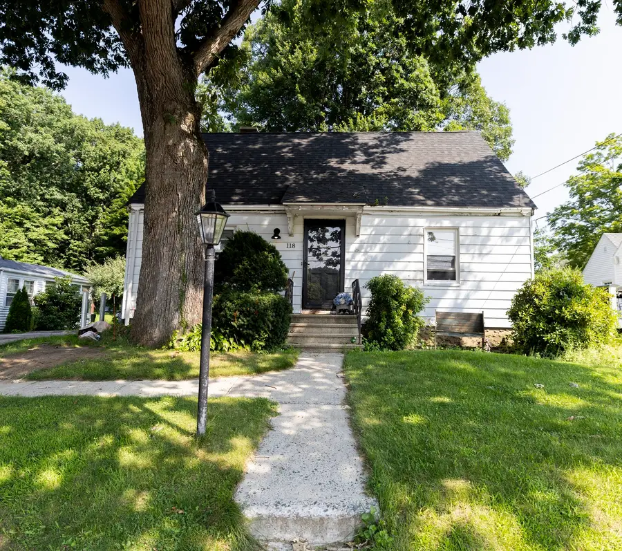 118 Ararat St, Worcester, MA 01606 - #2