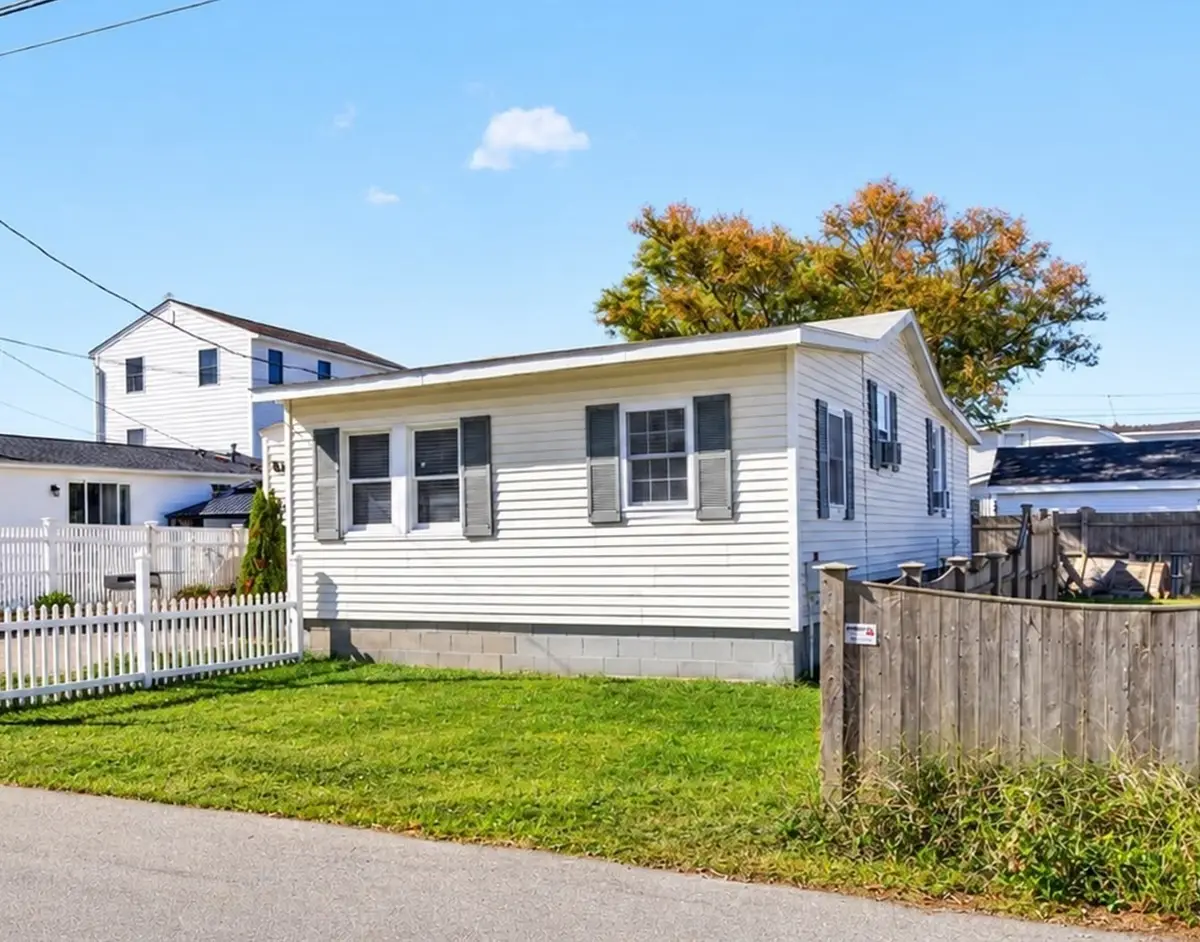 46 Brissette Ave, Salisbury, MA 01952 - #1
