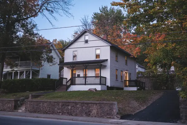 227 Deerfield St, Greenfield, MA 01301