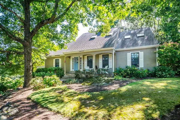 30 Surrey Rd, Winchester, MA 01890