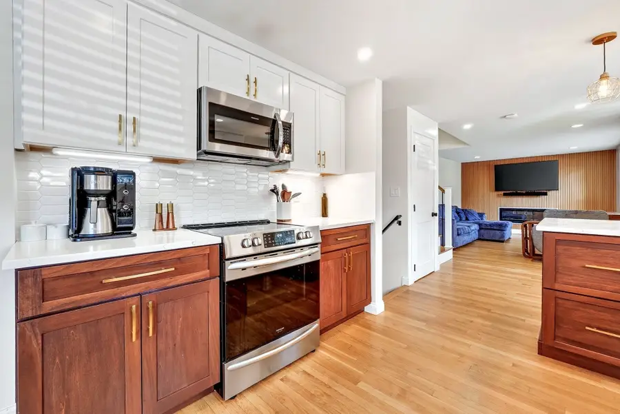 22 Hobson Ave., Wilmington, MA 01887 - #3