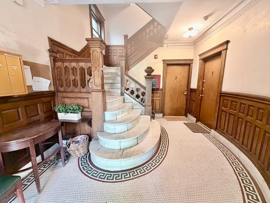 35 Westbourne Terrace #2, Brookline, MA 02446 - #2