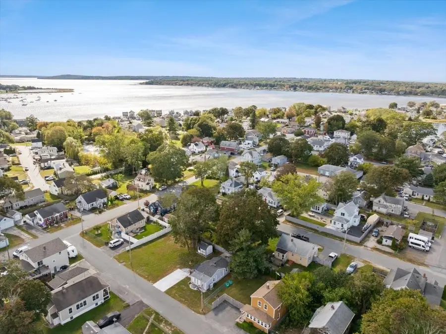 37 Sidney Ave, Swansea, MA 02777 - #3