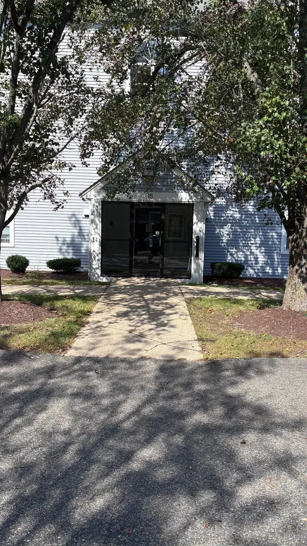 15 Longworth Ave #231, Brockton, MA 02301