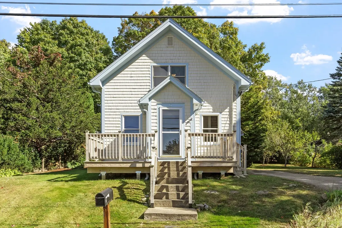 8 Winter St, Southborough, MA 01745 - #1