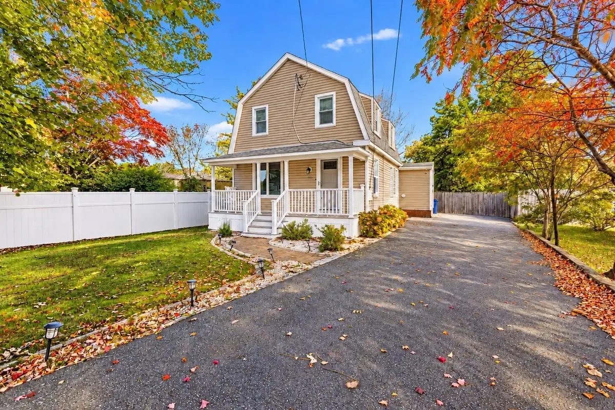 1227 Old Plainville Rd, New Bedford, MA 02745 - #1