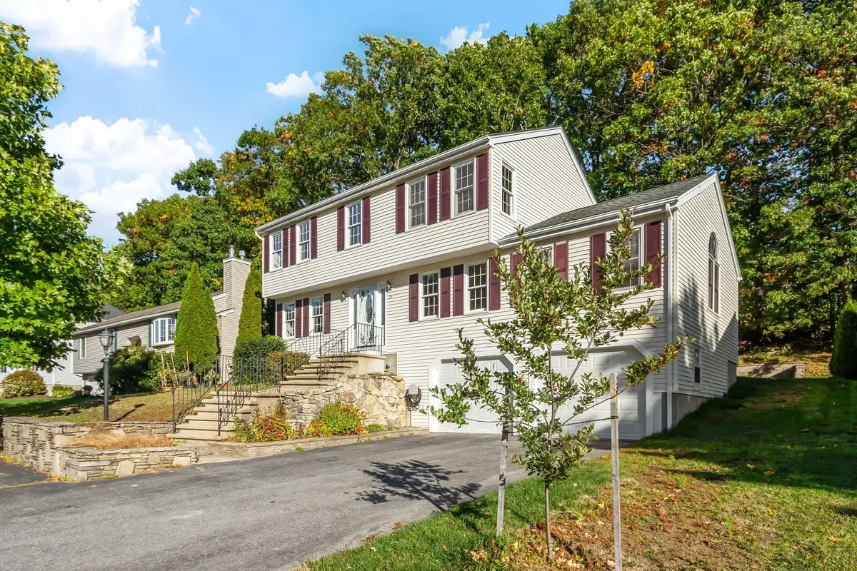 25 Corinth Drive, Worcester, MA 01606 - #1