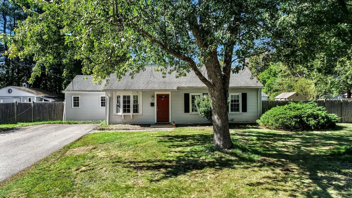 28 Hogg Memorial Dr, Whitman, MA 02382 - #1