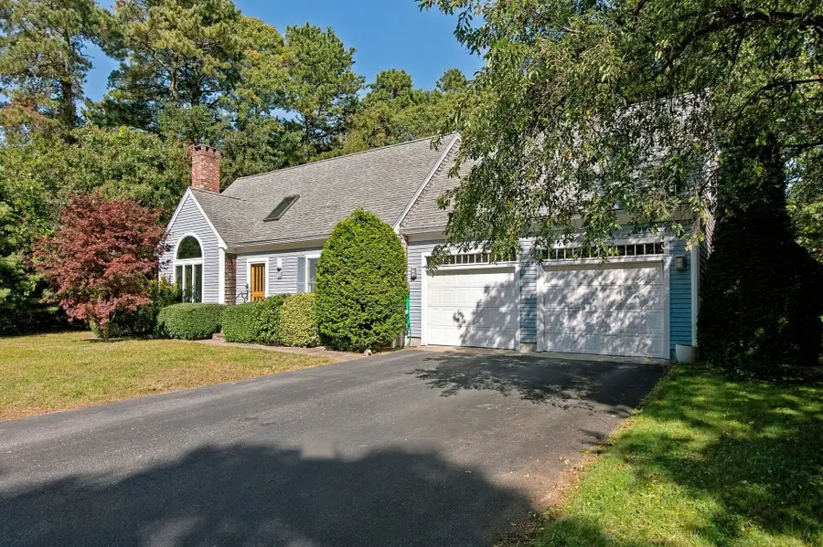 65 Maple Ln, Brewster, MA 02631 - #2