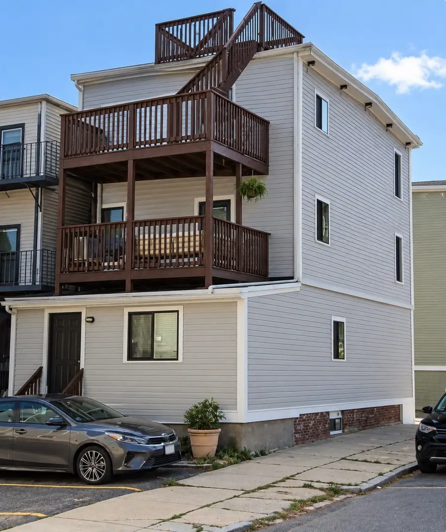 40 Jeffries St, Boston, MA 02128 - #2