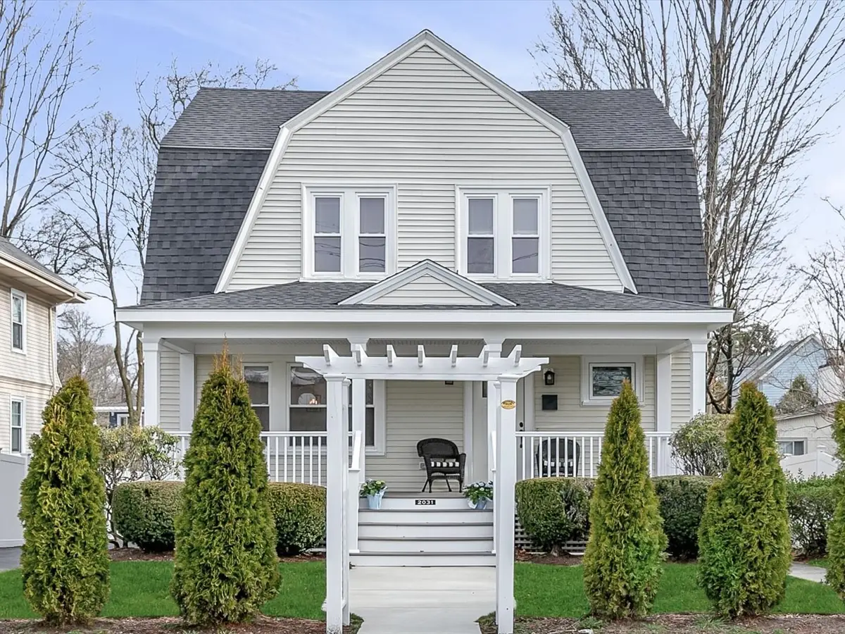 2031 Commonwealth, Newton, MA 02466 - #1