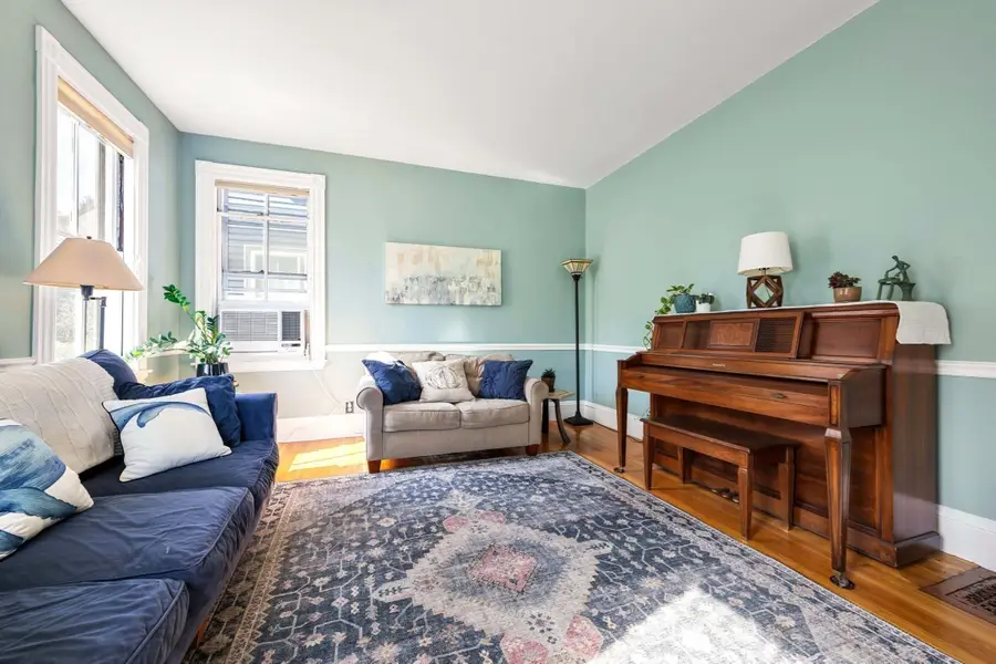 46 Sycamore St, Boston, MA 02131 - #3