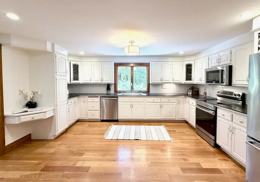 186 Dayton St, Danvers, MA 01923 - #2