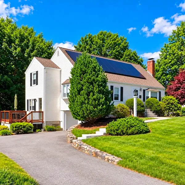8 Digren Road, Natick, MA 01760