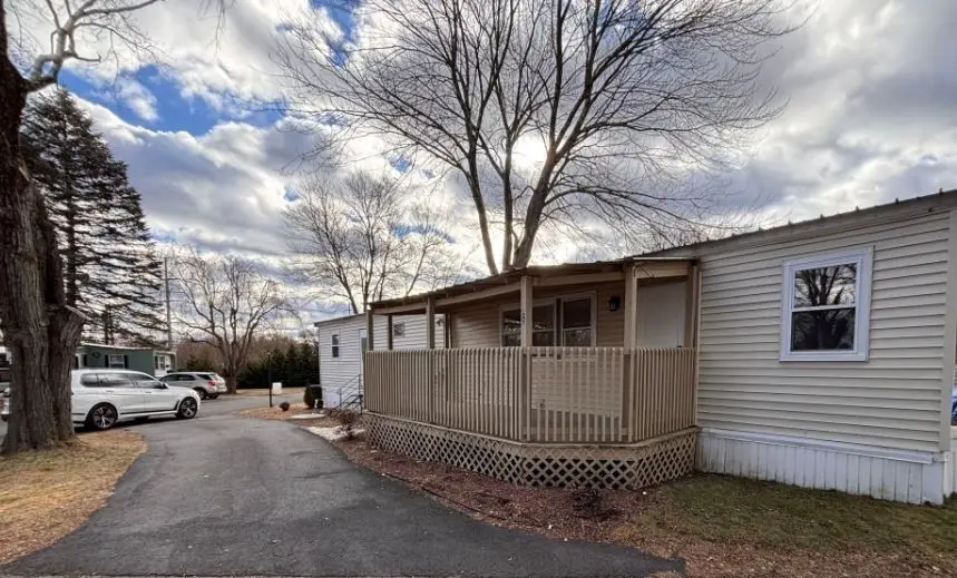 350 West Street #8, Ludlow, MA 01056 - #2