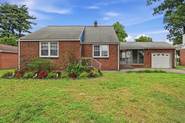 144 Beauregard Terrace, Chicopee, MA 01020