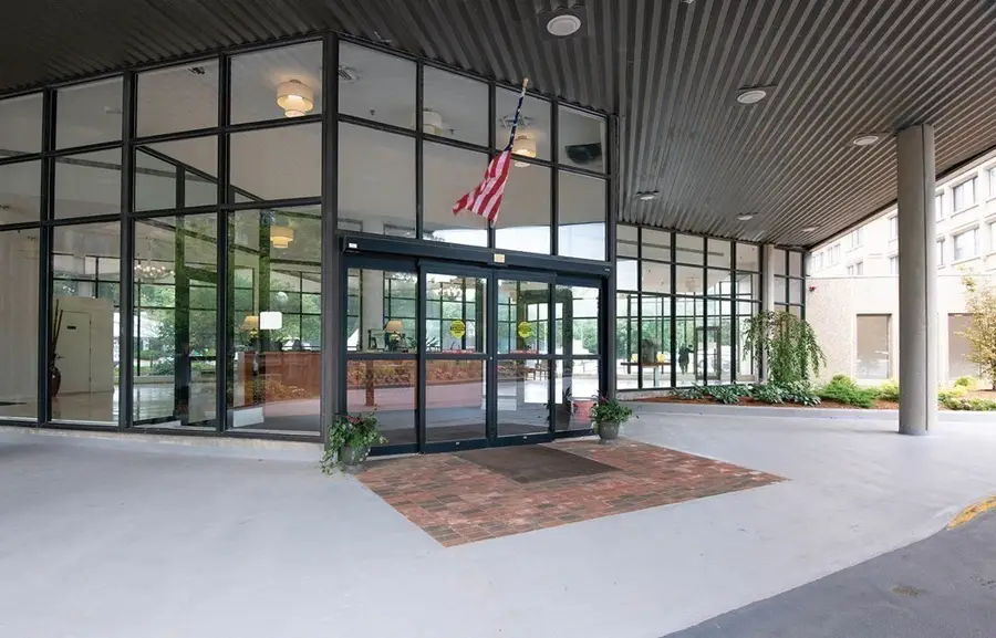 250 Hammond Pond Parkway #1611S, Newton, MA 02467 - #3