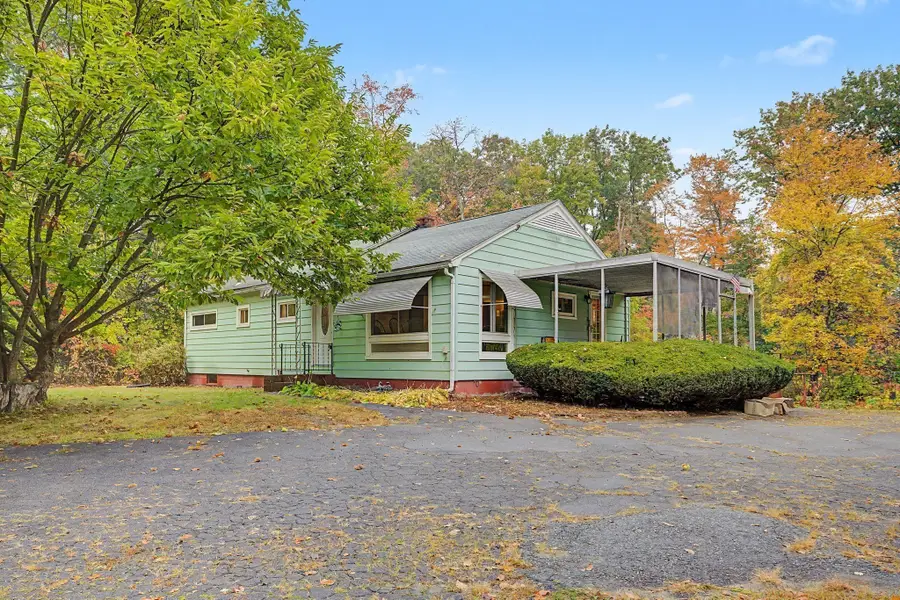 63 Loudville Rd, Easthampton, MA 01027 - #3