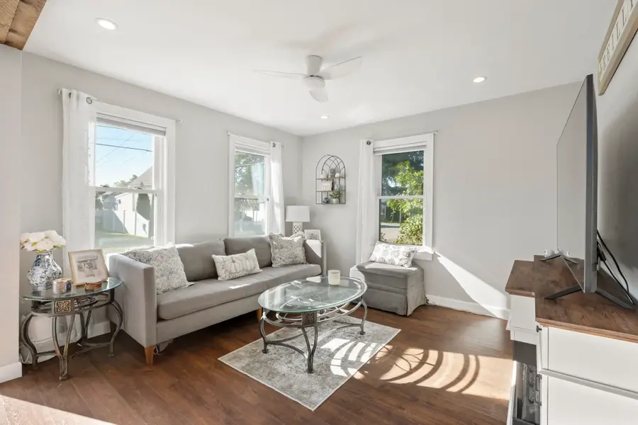 30 Garfield Street, Taunton, MA 02780 - #3