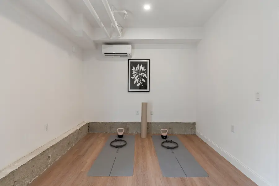 19 Paris St #4, Everett, MA 02149 - #3