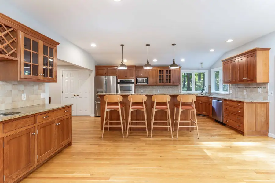 49 Old County Rd, Hingham, MA 02043 - #3