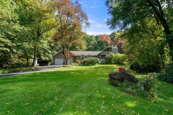 465 Greenwood St, Millbury, MA 01527
