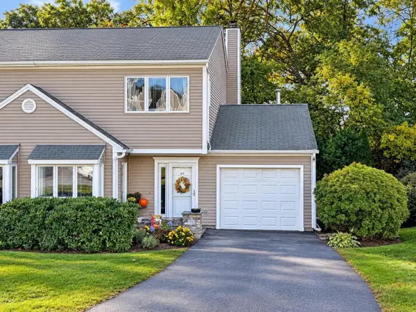 97 Oakwood Lane #97, Worcester, MA 01604