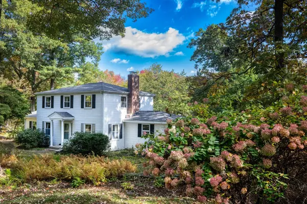 9 Cherlyn Dr, Northborough, MA 01532