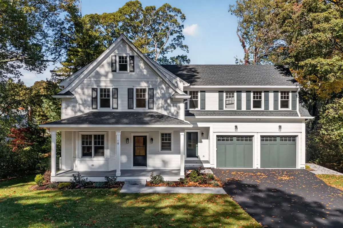19 Orchard St, Wellesley, MA 02481 - #1