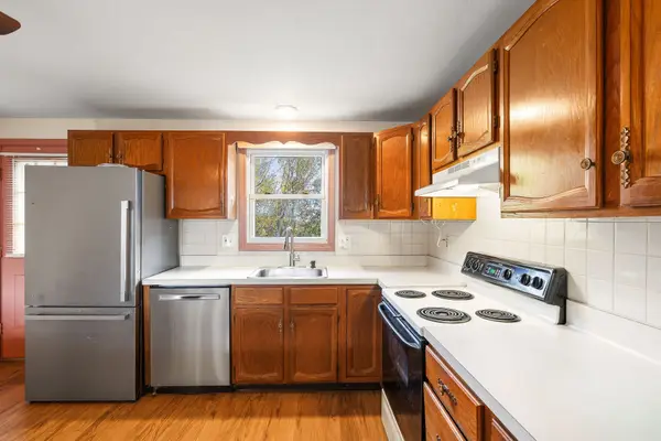 27A Timrod Dr, Worcester, MA 01603