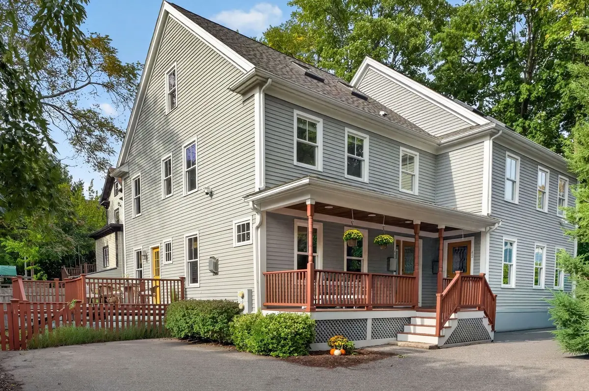 40 Cheshire St #1, Boston, MA 02130 - #1