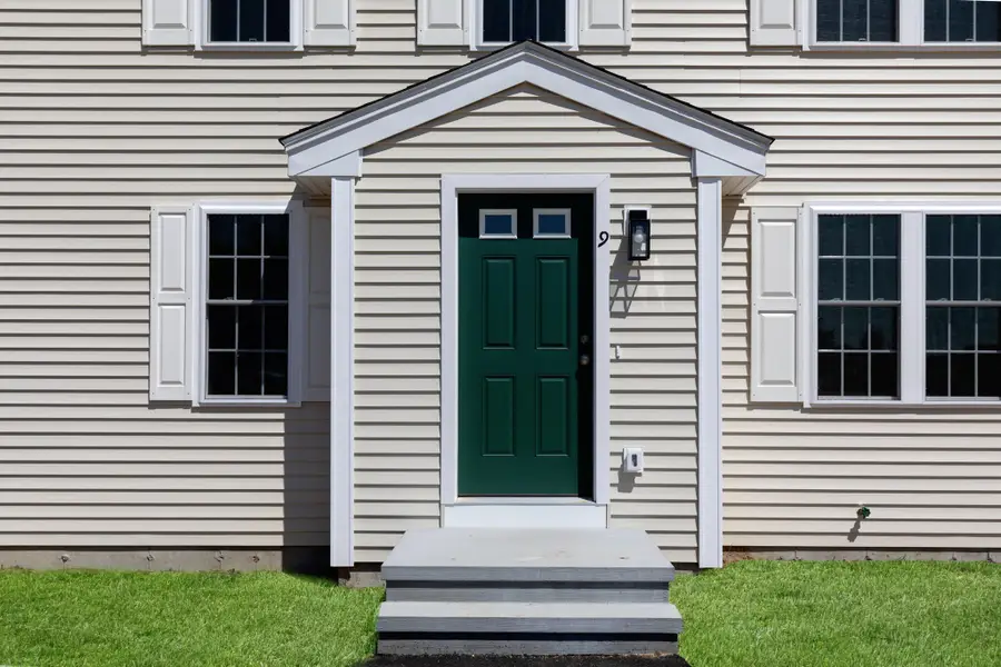 28 Bumblebee Dr., Plymouth, MA 02360 - #2