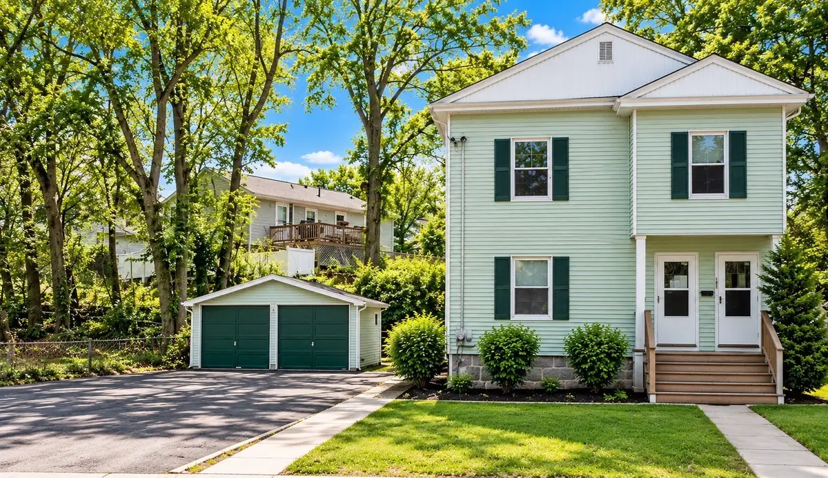 139-141 Middlesex St, North Chelmsford, MA 01863 - #1