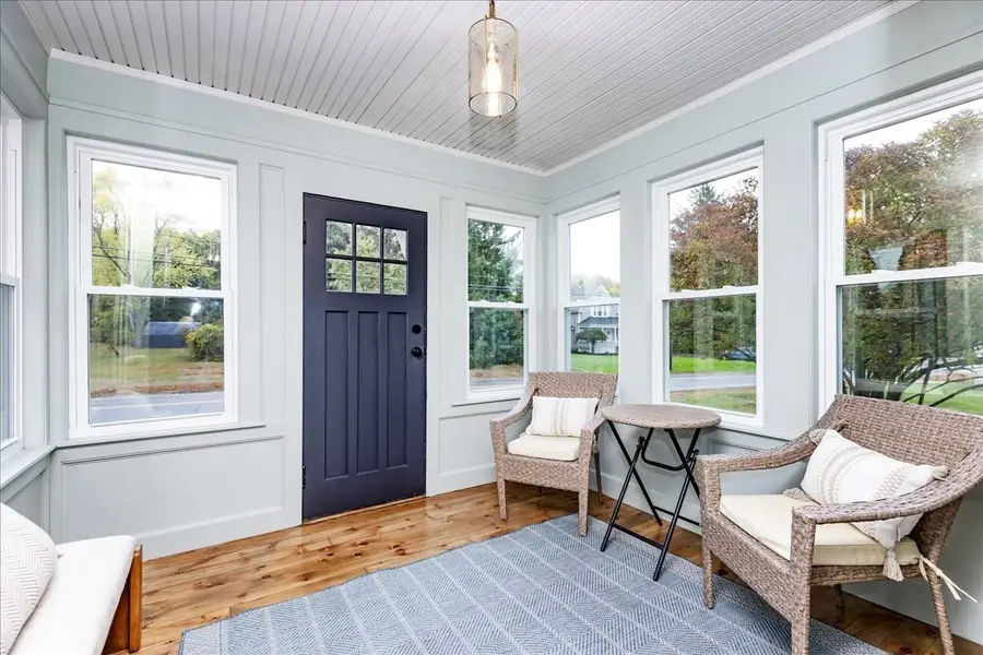 137 Hampshire Rd, Methuen, MA 01844 - #3