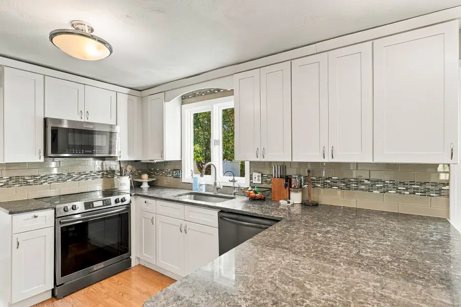 15 Tammie Road, Hopedale, MA 01747 - #3
