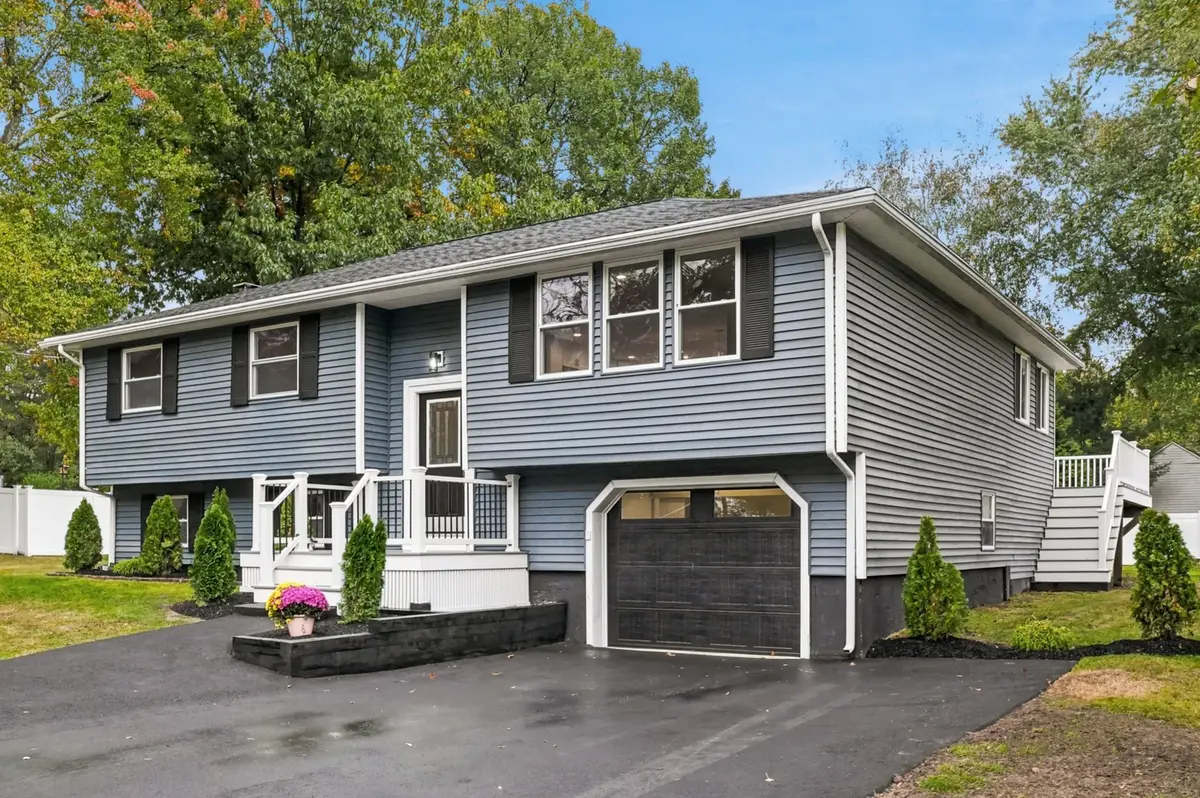 26 Meadow Dr, Middleton, MA 01949 - #1