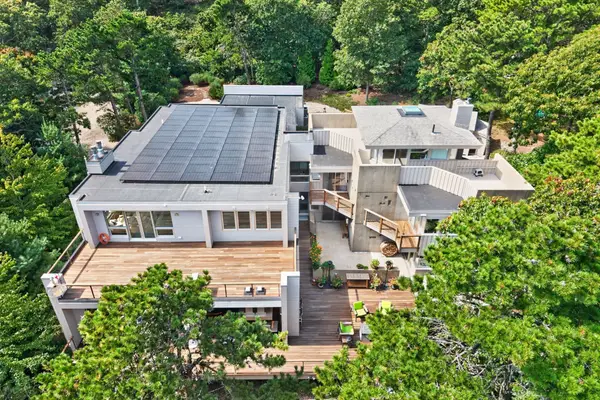 6 Huckleberry Lane, Truro, MA 02666