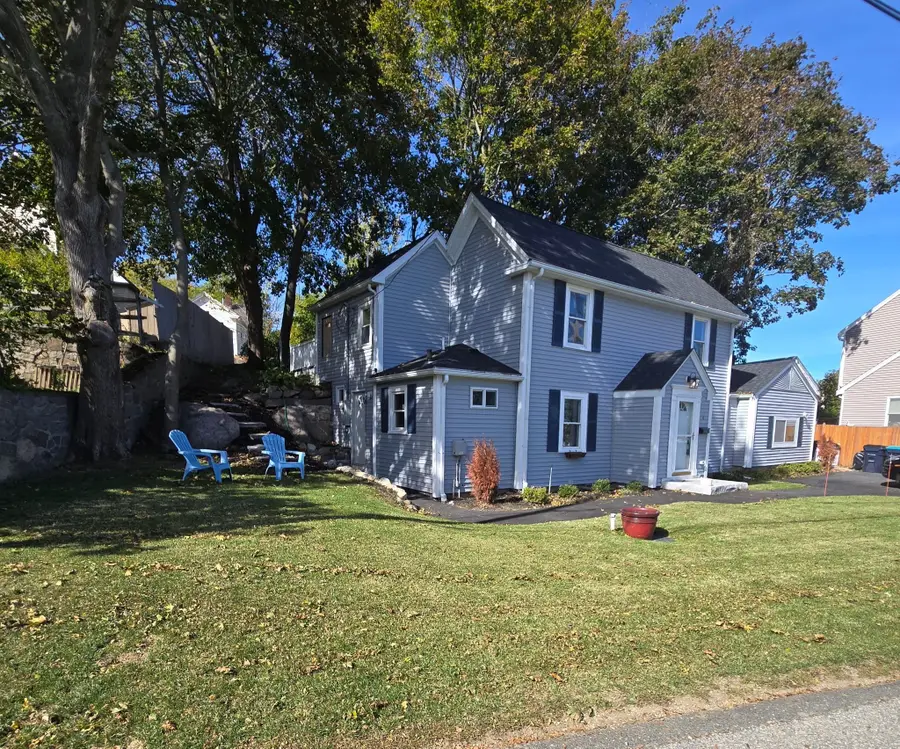4 Stuart Rd, Gloucester, MA 01930 - #3
