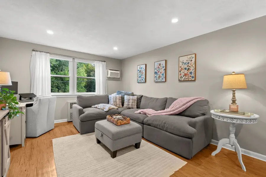 241 Main St #C8, Reading, MA 01867 - #3