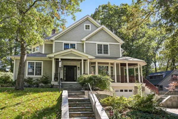 11 Poplar Road, Wellesley, MA 02482